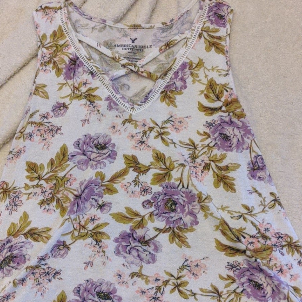 Floral tank with cross front